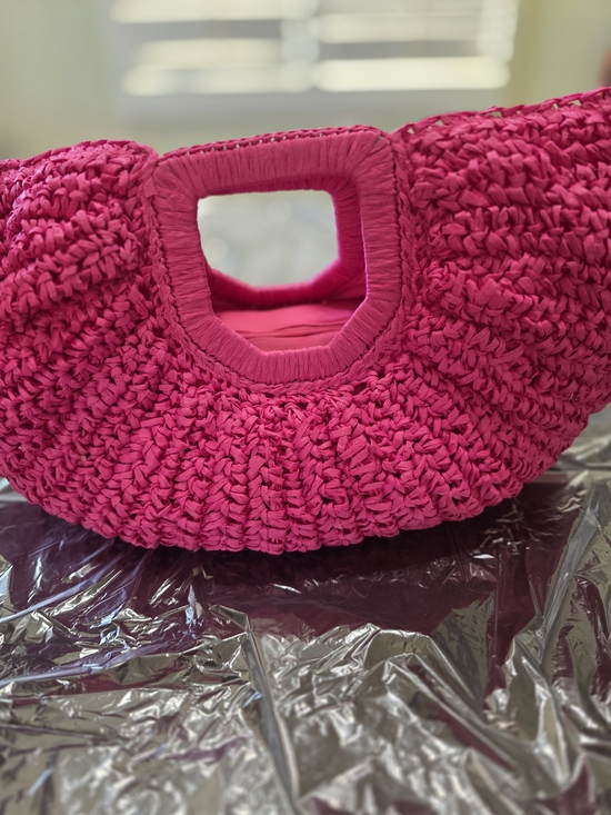 Handbags - Woven Pink Straw Tote Bag - Stylish Summer Handbag